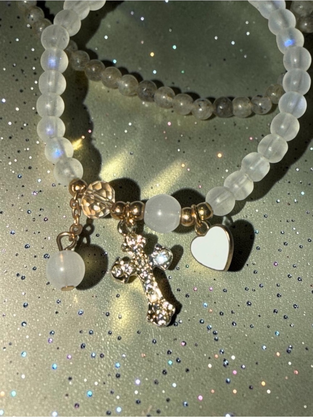4 Piece Beaded Bracelet Stack Pink Coral Gray White Cross Heart Charms - Picture 2 of 5
